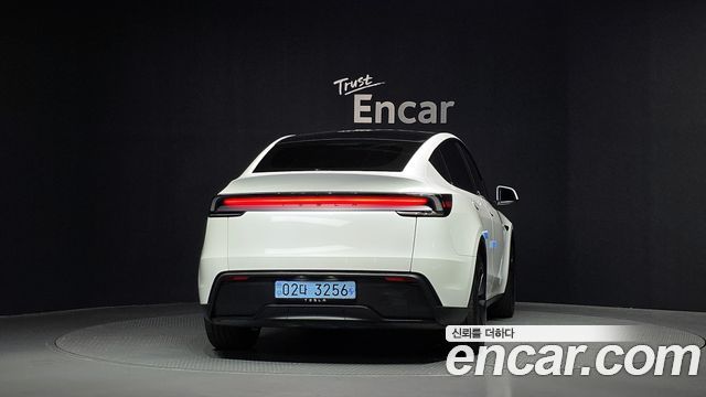 Tesla Model Y RWD 2025 — фото 4