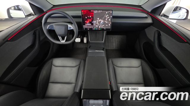 Tesla Model Y RWD 2025 — фото 7