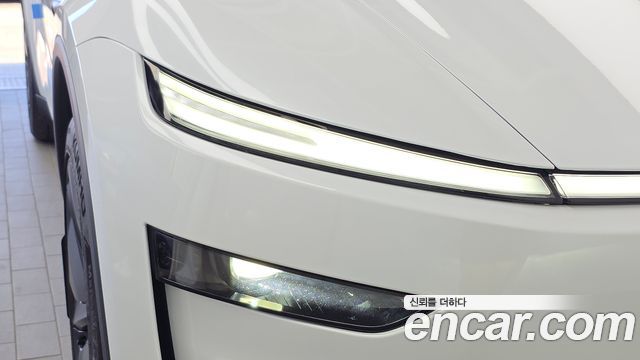 Tesla Model Y RWD 2025 — фото 22