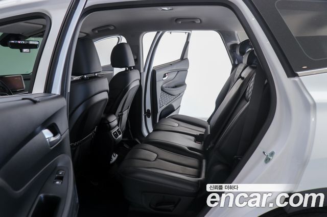 Hyundai Santa Fe HEV 1.6 2WD Prestige 2022 — фото 9