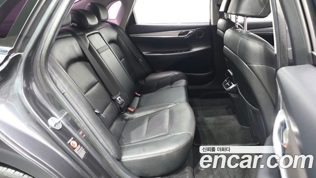Hyundai Grandeur (IG) 2.5 Premium 2020 — фото 12