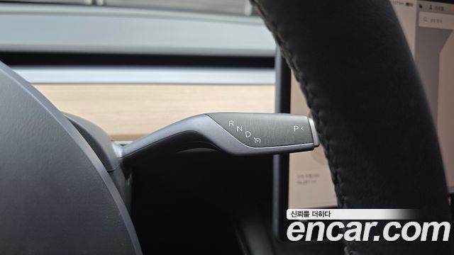 Tesla Model Y Long Range AWD 2022 — фото 9