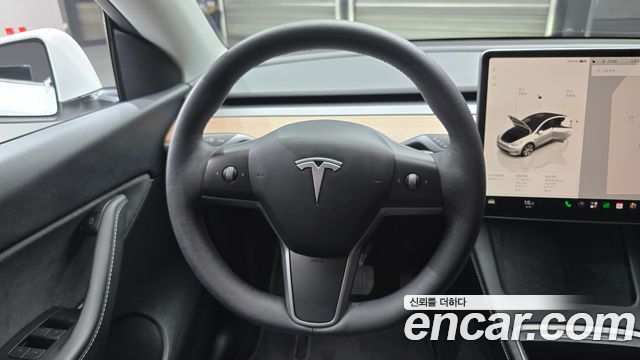 Tesla Model Y Long Range AWD 2022 — фото 17