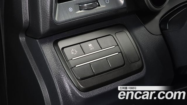 KG Mobility (SsangYong) Tivoli Armor Diesel VX 2WD 2018 — фото 15