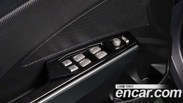 KG Mobility (SsangYong) Tivoli Armor Diesel VX 2WD 2018 — фото 16