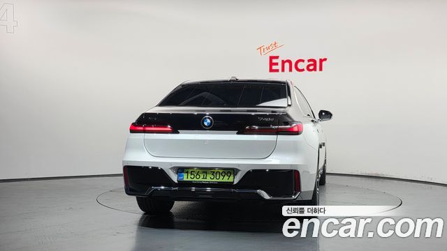 BMW 7 Series (G70) 740d xDrive M Sport 2026 — фото 4
