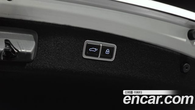 Genesis G80 (RG3) Gasoline 2.5 Turbo 2WD 2022 — фото 24