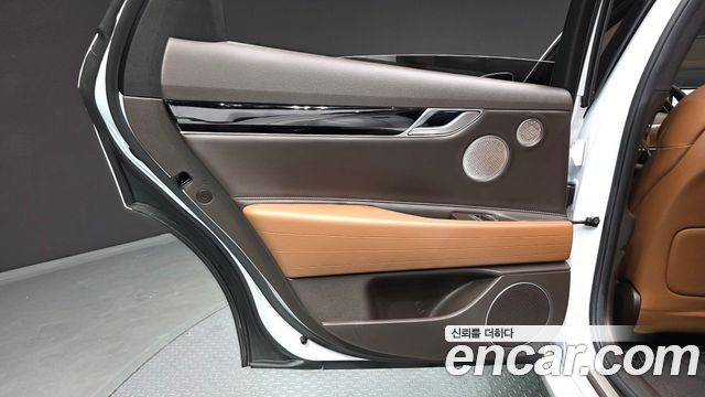 Genesis G80 (RG3) Gasoline 2.5 Turbo 2WD 2022 — фото 31