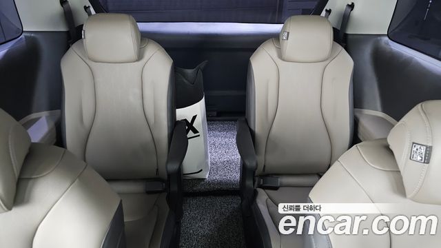 Kia Carnival (IV) HEV 9 seater Prestige 2024 — фото 11
