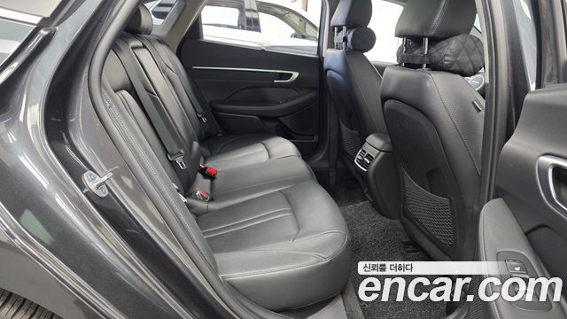 Hyundai Sonata The Edge (DN8) 2.0 Exclusive 2024 — фото 12