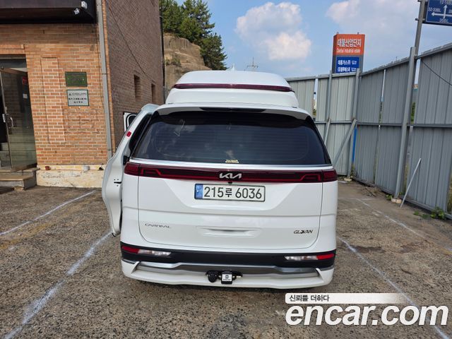 Kia Carnival (IV) Gasoline 9-seater Limousine(Special vehicle) 2023 — фото 2