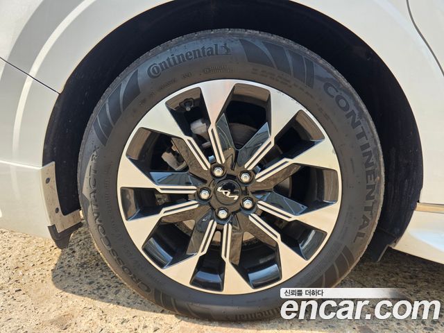 Kia Carnival (IV) Gasoline 9-seater Limousine(Special vehicle) 2023 — фото 5