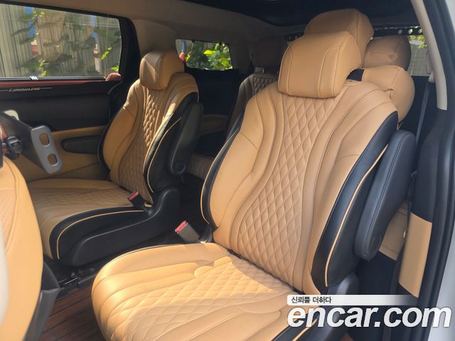 Kia Carnival (IV) Gasoline 9-seater Limousine(Special vehicle) 2023 — фото 7