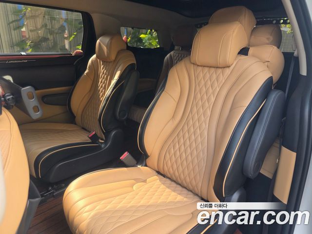 Kia Carnival (IV) Gasoline 9-seater Limousine(Special vehicle) 2023 — фото 16