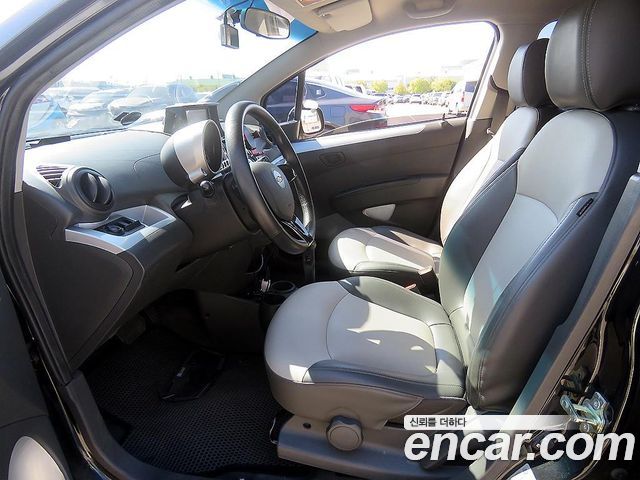 Chevrolet Spark Stripe Edition 2012 — фото 10