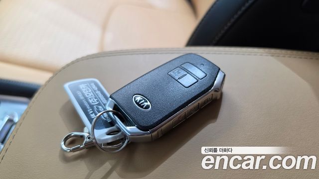 Kia Carnival (IV) Diesel 7-Seater Signature 2021 — фото 34