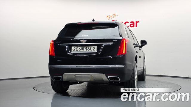 Cadillac XT5 3.6 Platinum 2018 — фото 4