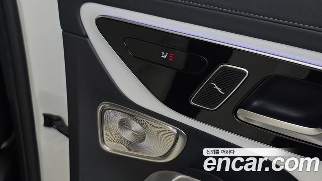 Mercedes-Benz GLC-Class (X254) GLC300 4MATIC AMG Line 2023 — фото 23