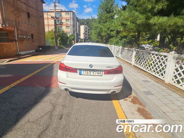 BMW 5 Series (G30) 520i Luxury 2019 — фото 2