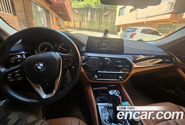 BMW 5 Series (G30) 520i Luxury 2019 — фото 7