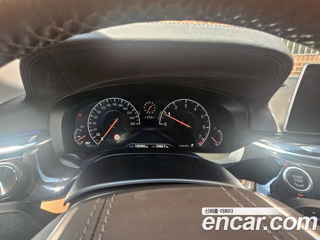 BMW 5 Series (G30) 520i Luxury 2019 — фото 8
