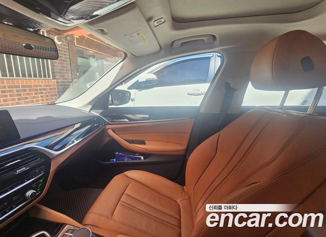 BMW 5 Series (G30) 520i Luxury 2019 — фото 10