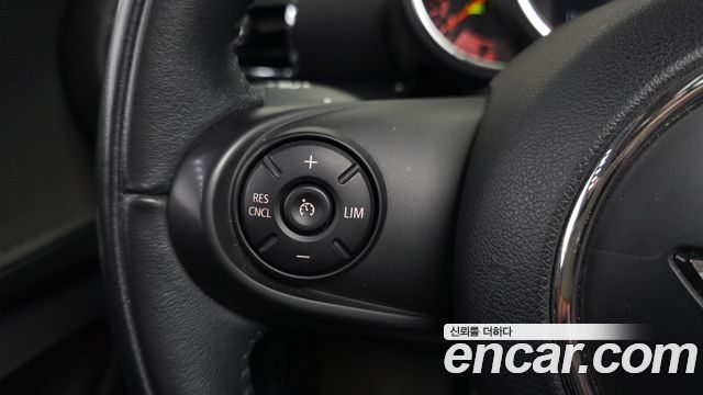 MINI Cooper S Clubman Standard 2nd 2016 — фото 18