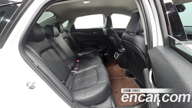 Kia K5 (III) 2.0 LPi(Rent) Trendy 2025 — фото 12