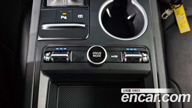 Kia K5 (III) 2.0 LPi(Rent) Trendy 2025 — фото 28
