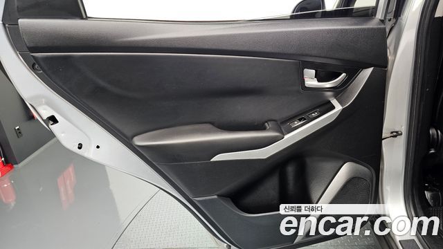 KG Mobility (SsangYong) Korando C 2.0 CVT 4WD Deluxe 2014 — фото 25