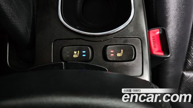 KG Mobility (SsangYong) Korando C 2.0 CVT 4WD Deluxe 2014 — фото 29