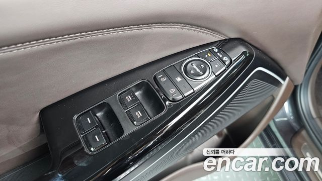Kia K7 2.4 GDI Limited 2017 — фото 13
