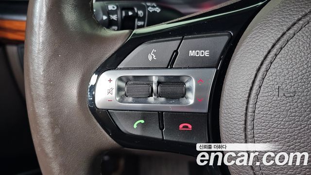 Kia K7 2.4 GDI Limited 2017 — фото 18