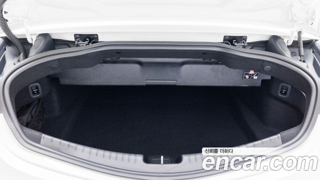 Mercedes-Benz CLE-Class (C236) CLE200 Cabriolet 2025 — фото 15