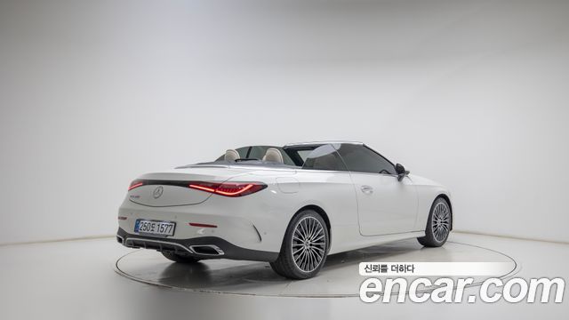 Mercedes-Benz CLE-Class (C236) CLE200 Cabriolet 2025 — фото 16