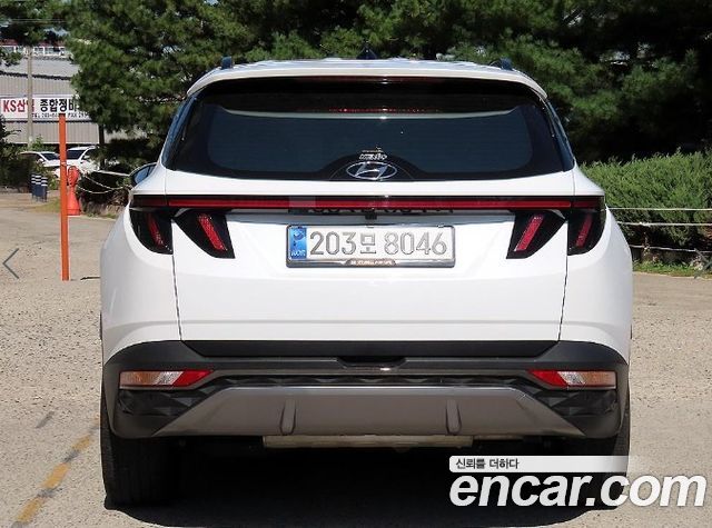 Hyundai Tucson (NX4) Gasoline 1.6 Turbo 2WD Inspiration 2023 — фото 4