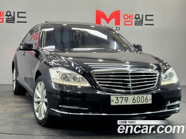 Mercedes-Benz S-Class (W221) S500L BlueEFFICIENCY 4MATIC