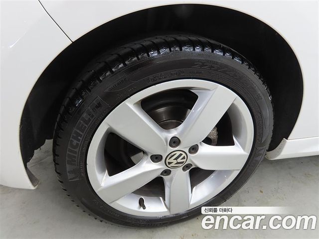 Volkswagen Golf (VI) 2.0 TDI StyleEdition 2013 — фото 5
