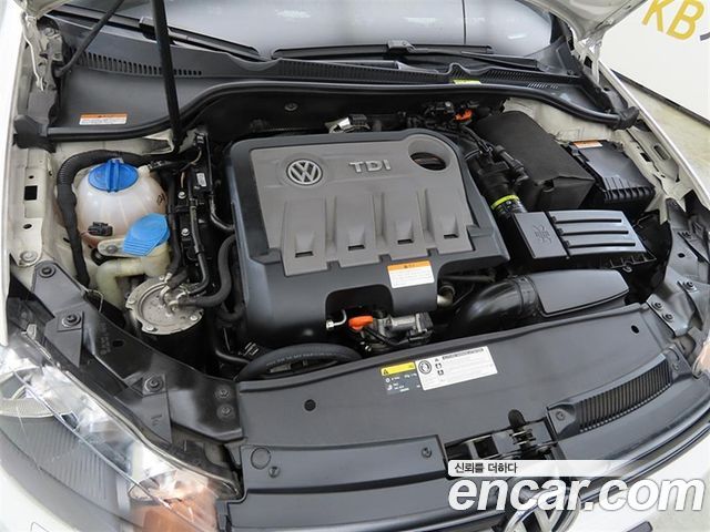 Volkswagen Golf (VI) 2.0 TDI StyleEdition 2013 — фото 6