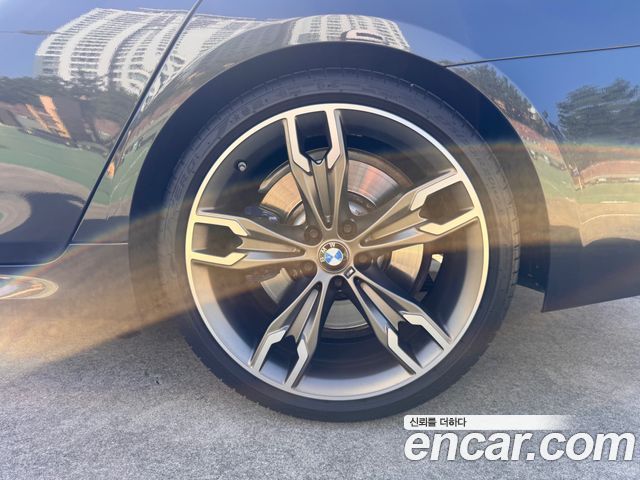 BMW 5 Series (G30) M550i xDrive 2022 — фото 19
