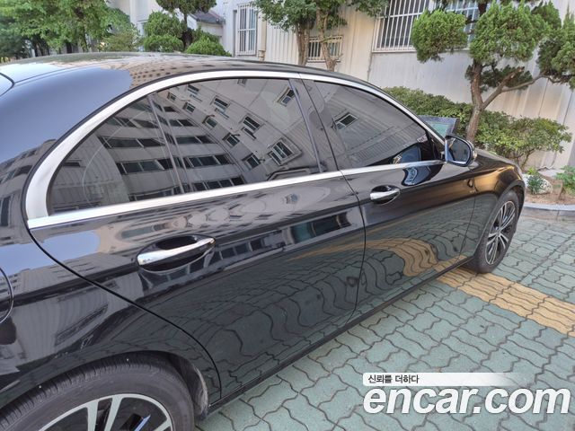 Mercedes-Benz E-Class (W213) E300 Avantgarde 2020 — фото 9