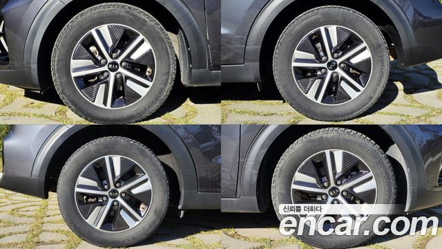 Kia Niro 1.6 HEV Noblesse Special 2020 — фото 6