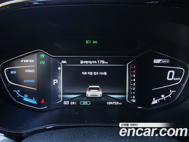 Kia Niro 1.6 HEV Noblesse Special 2020 — фото 8