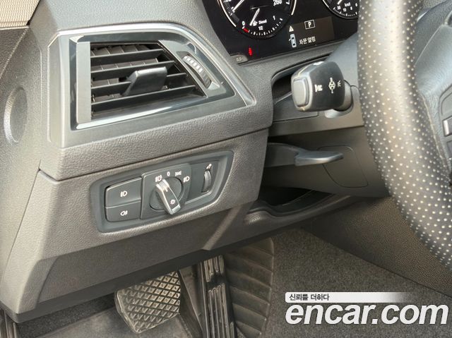 BMW 1 Series (F20) 118d Sport 5Door 2019 — фото 15