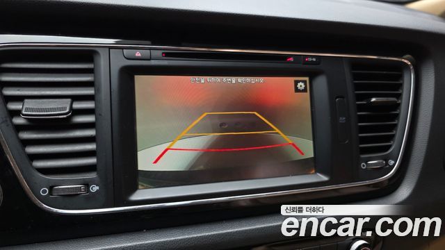 Kia Carnival 9-seater Noblesse 2016 — фото 15