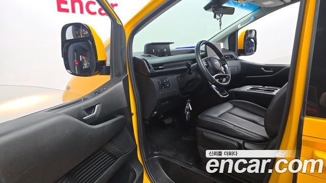 Hyundai Staria L3.5  Kinder Safety Car 15-Seater 2025 — фото 10