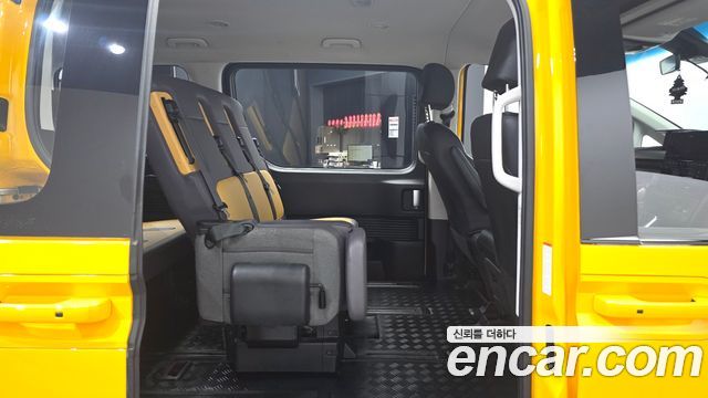 Hyundai Staria L3.5  Kinder Safety Car 15-Seater 2025 — фото 12