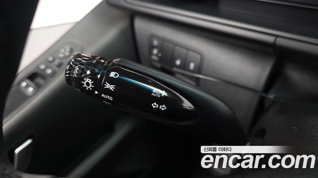 Hyundai Staria L3.5  Kinder Safety Car 15-Seater 2025 — фото 18