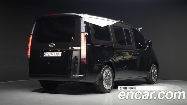 Hyundai Staria HEV 1.6 Tourer 11-Seater Modern 2025 — фото 2