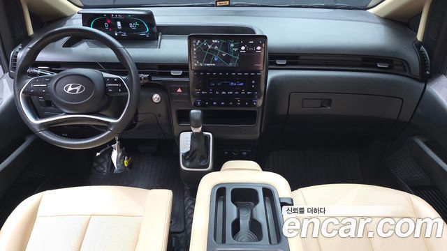 Hyundai Staria HEV 1.6 Tourer 11-Seater Modern 2025 — фото 7